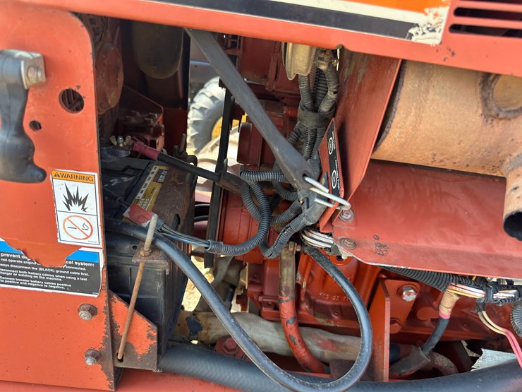 2004-ditch-witch-3700-image-37