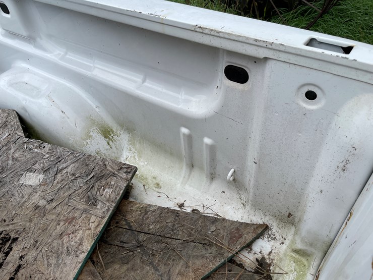 #7127-•-8'-chevy-truck-box-image-20