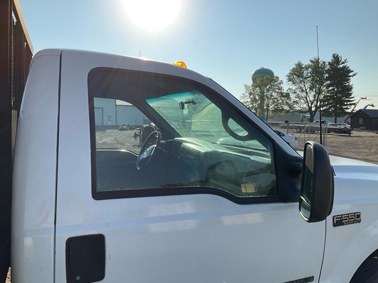 1999-ford-f550-image-40