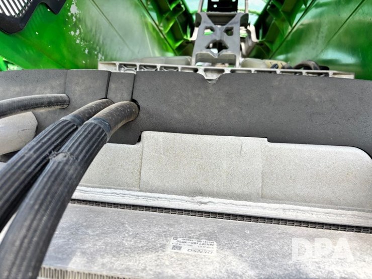 2019-john-deere-r4045-image-35