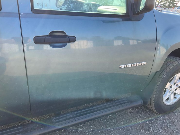 2010-gmc-sierra-1500-image-47
