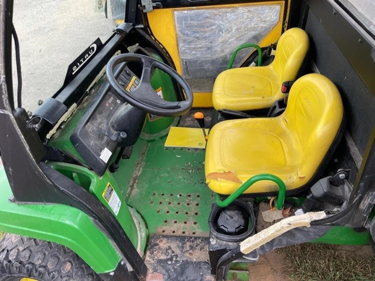 john-deere-gator-image-6