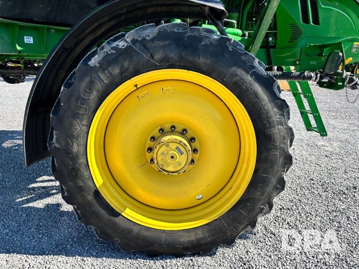 2014-john-deere-r4038-image-88