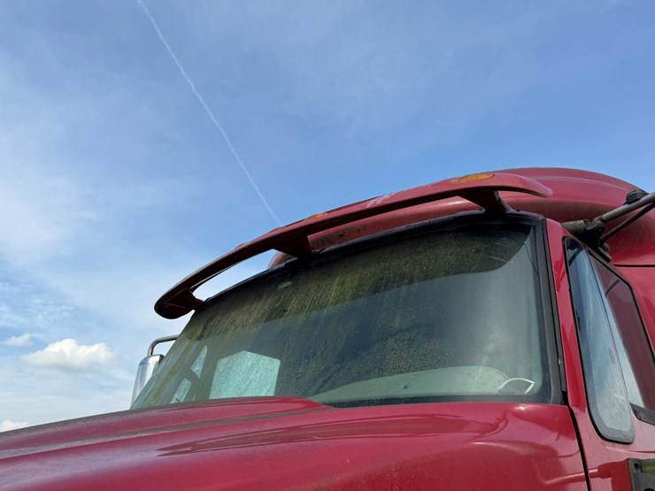 2014-international-prostar-image-29