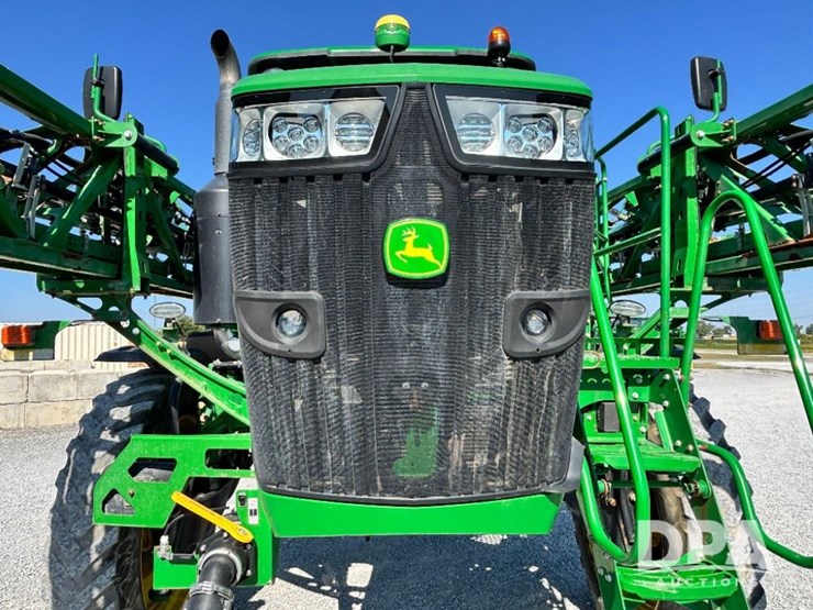 2017-john-deere-r4038-image-22