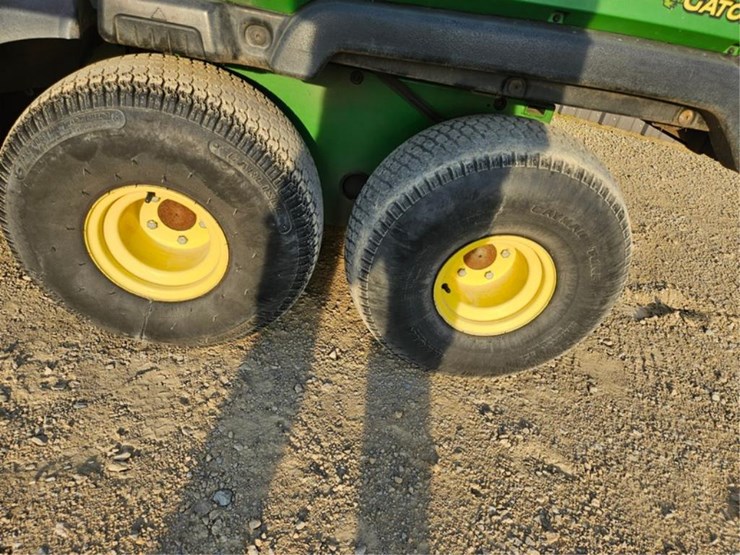 john-deere-gator-image-27