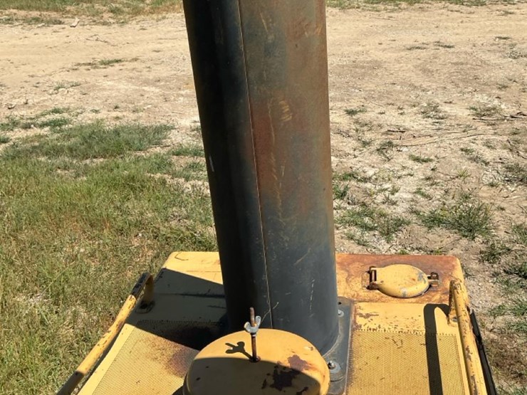 caterpillar-943-image-41