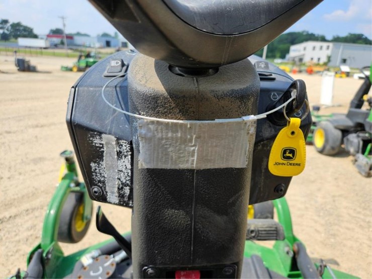 john-deere-1600-turbo-image-30