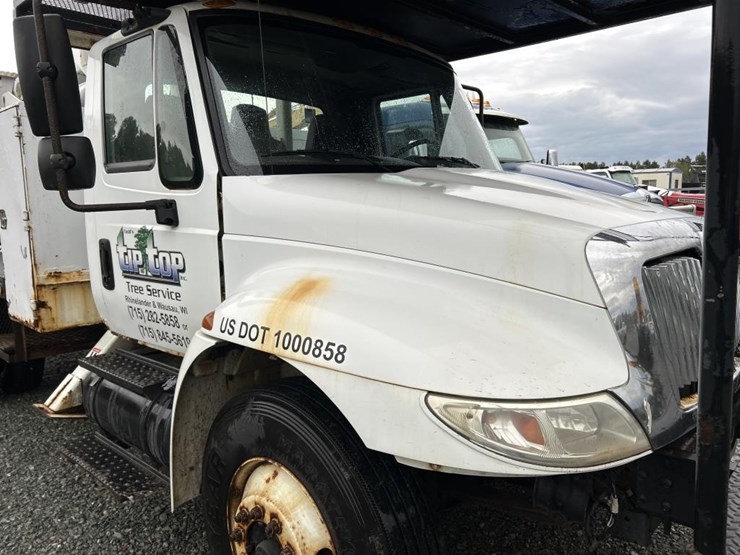 2002-international-durastar-4300-image-10