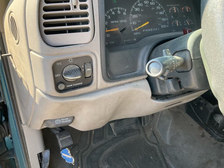 1998-chevrolet-k1500-image-67