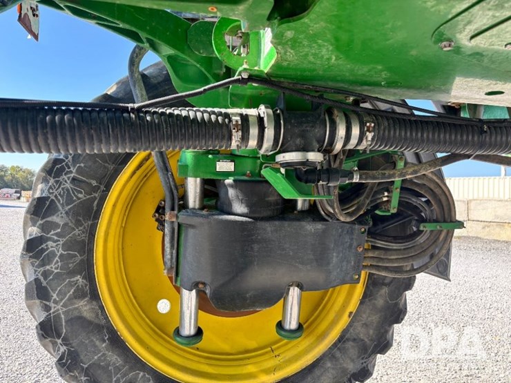 2017-john-deere-r4038-image-93