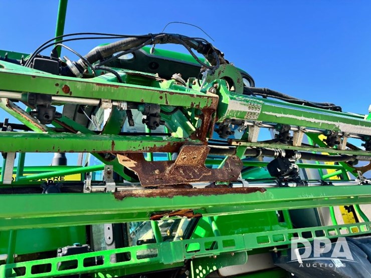2014-john-deere-r4038-image-98