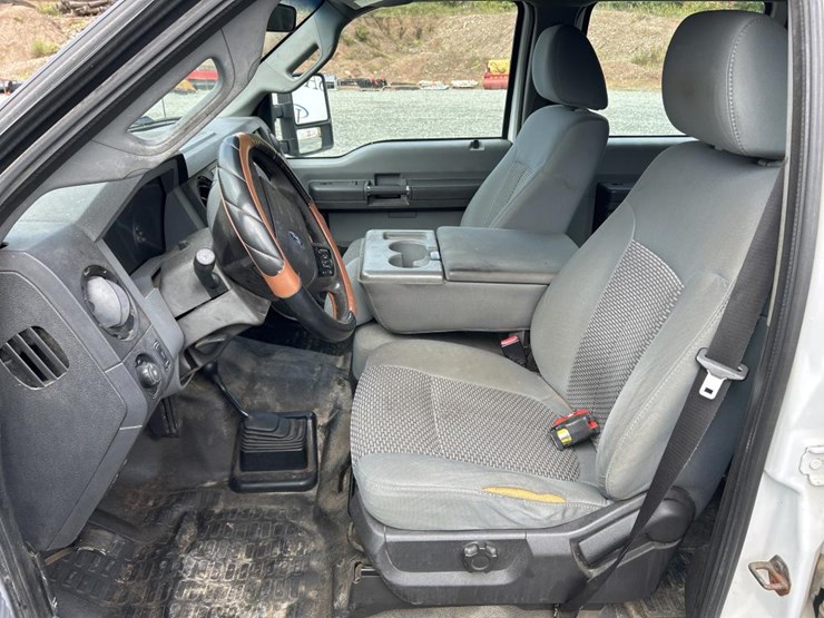 2011-ford-f250-image-43