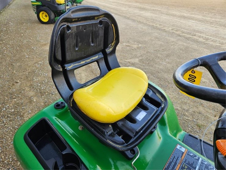 john-deere-x300-image-25