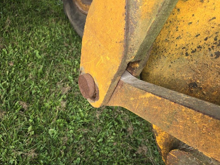 massey-ferguson-55c-image-9