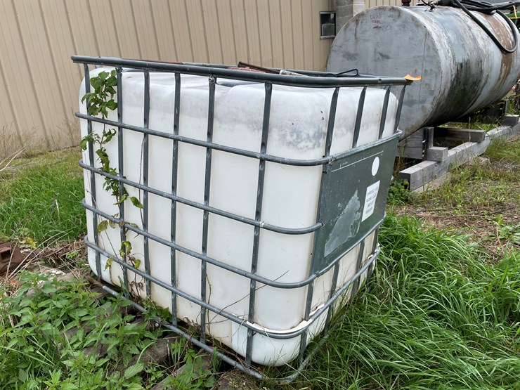 #7125-•-poly-tote-in-metal-cage-image-1