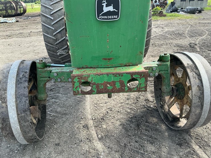 john-deere-2940-image-12