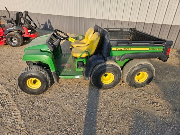 john-deere-gator-image-2