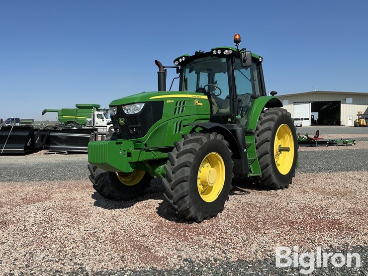 2022-john-deere-6155m-image-1