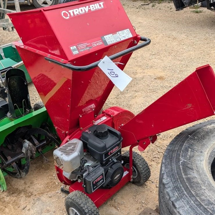 TROY-BILT CHIPPER