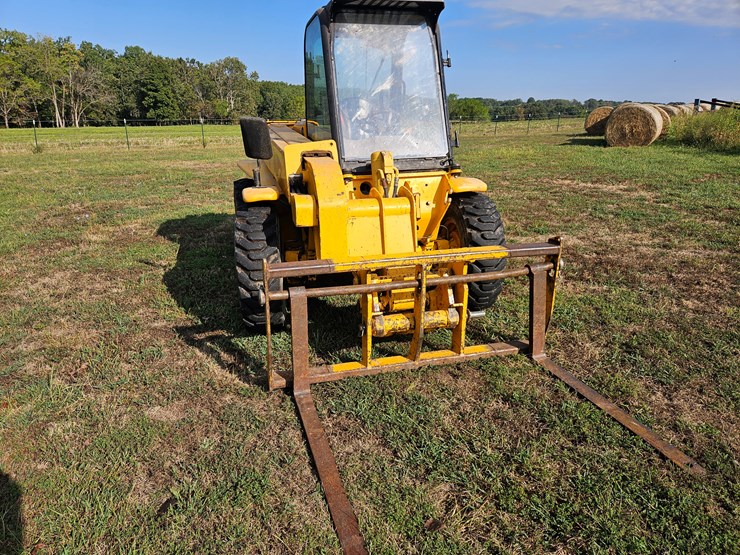 2001-jcb-520-image-22