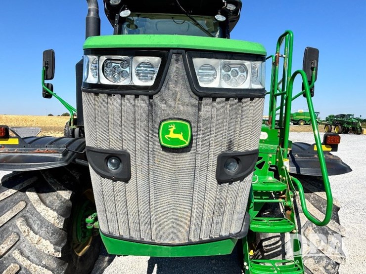 2019-john-deere-f4365-image-24