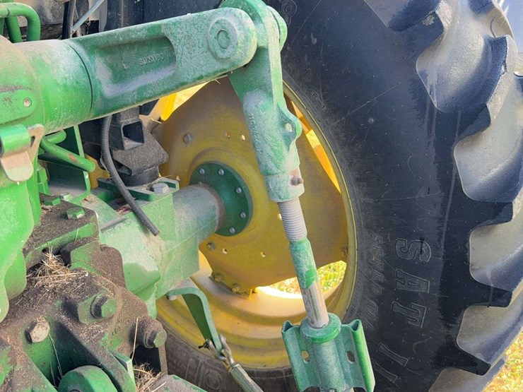 2011-john-deere-d-image-10