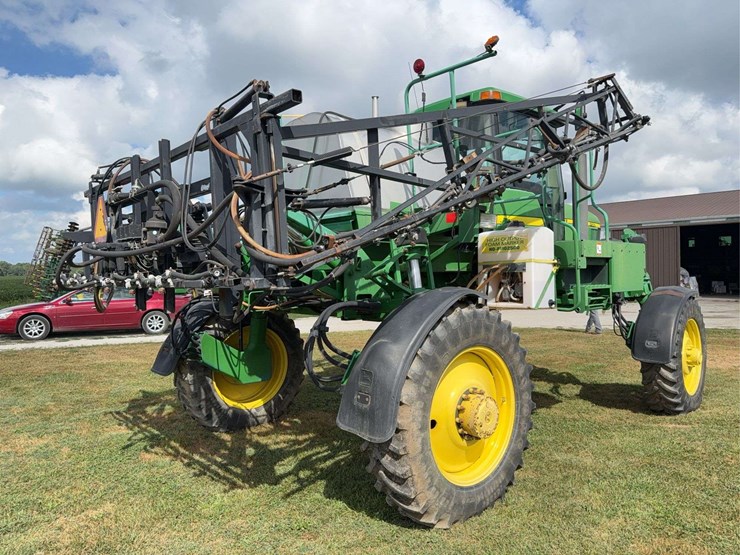 2000-john-deere-4700-image-34