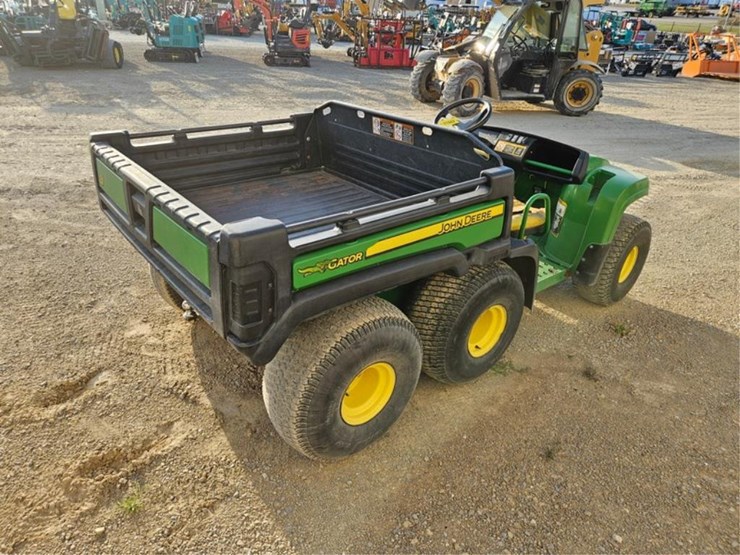 john-deere-gator-image-5