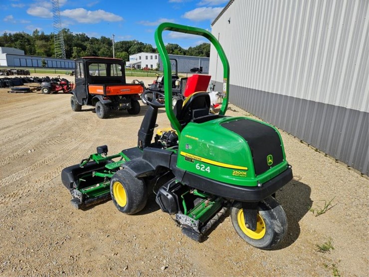 john-deere-2500e-image-10