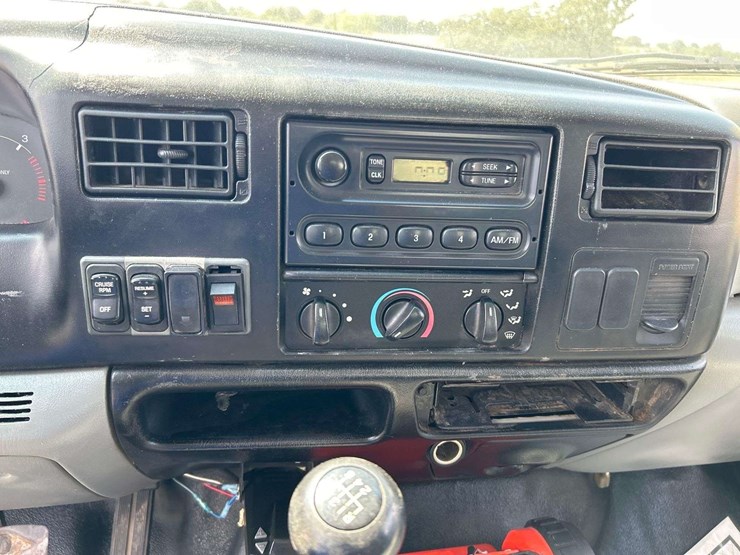 2007-ford-f750-image-13