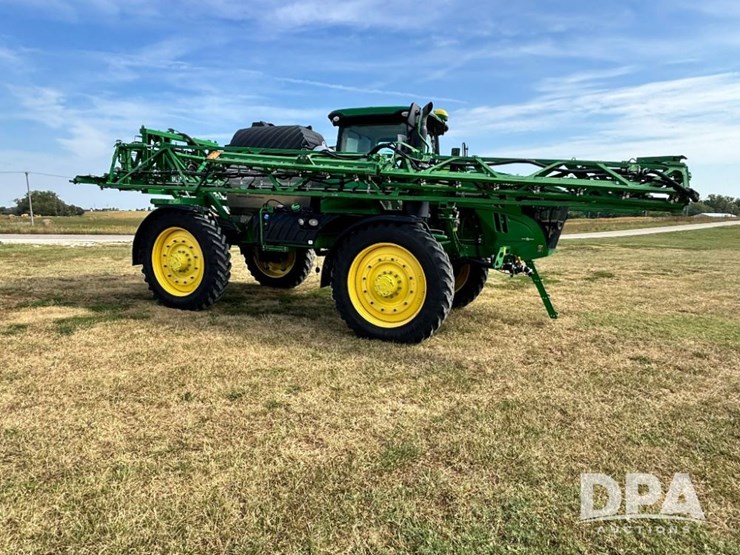 2019-john-deere-r4045-image-7