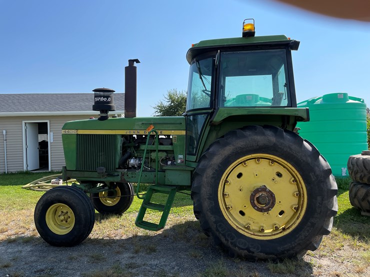 john-deere-4430-image-7