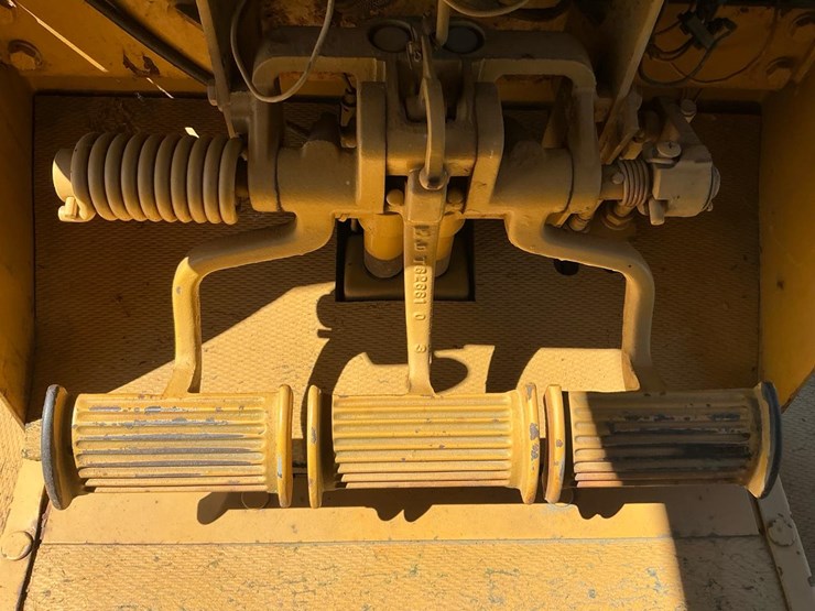 deere-850b-image-50