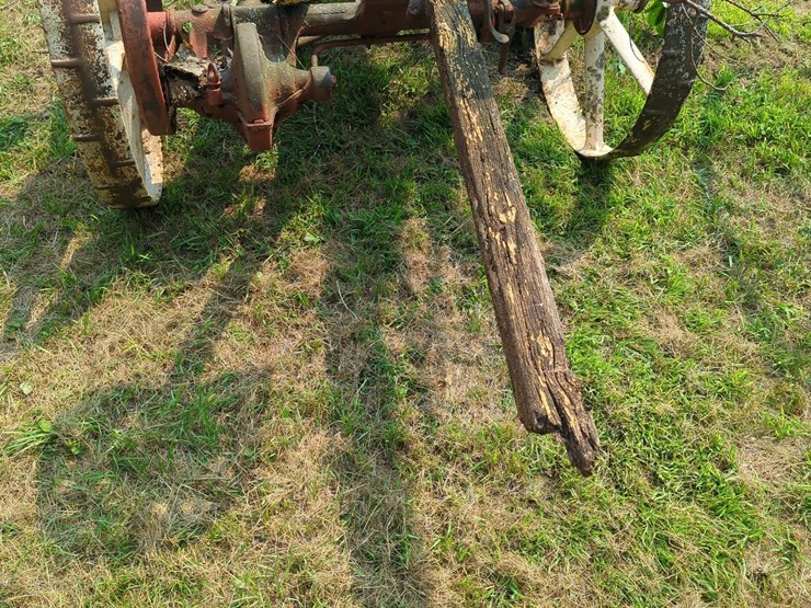 vintage-deering-new-ideal-horse-mower-4'-cutter-bar-image-3