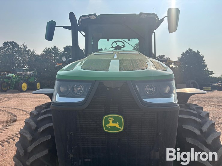 2024-john-deere-8r-250-image-14