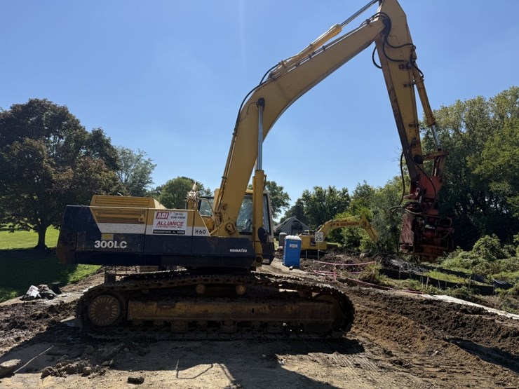 komatsu-pc300-lc-5-image-5