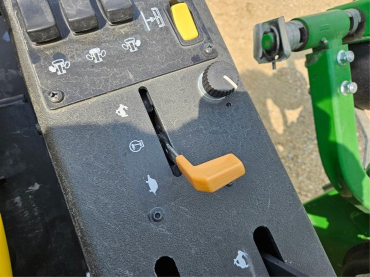 john-deere-1600-turbo-image-26