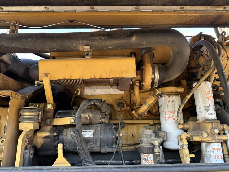 2001-caterpillar-m320-image-37