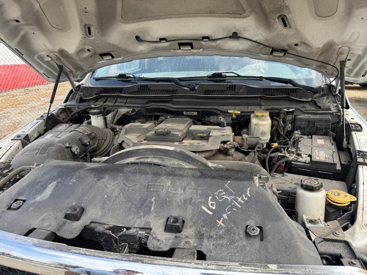 2017-ram-5500-slt-image-61