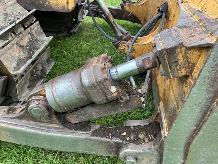 1999-deere-850c-image-19
