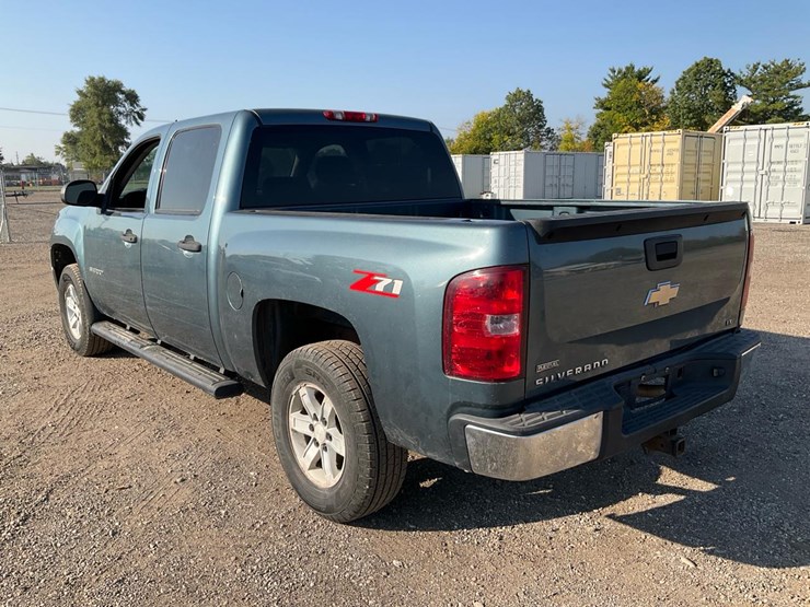 2010-gmc-sierra-1500-image-3