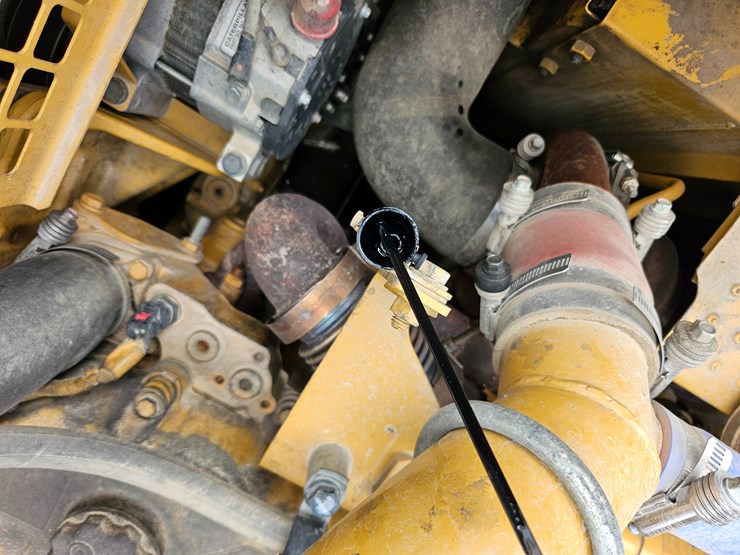 2017-caterpillar-336f-image-37