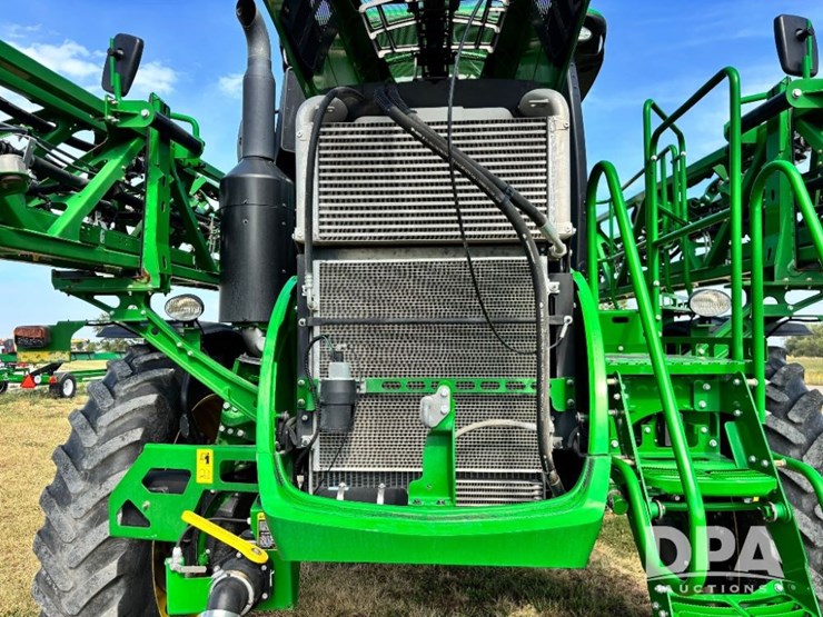 2019-john-deere-r4045-image-34