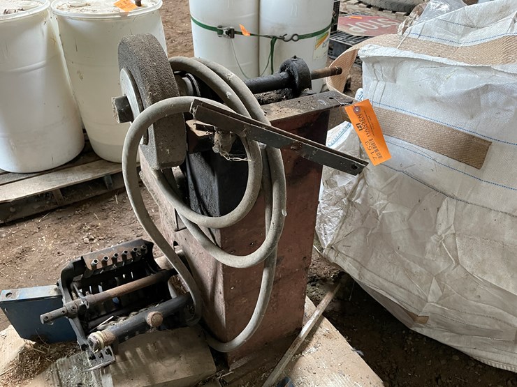#7153-•-vintage-electric-motor-with-grinder-wheel-image-13