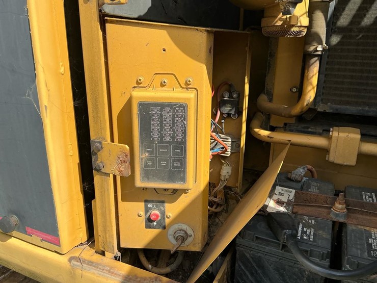 1996-caterpillar-312-image-56