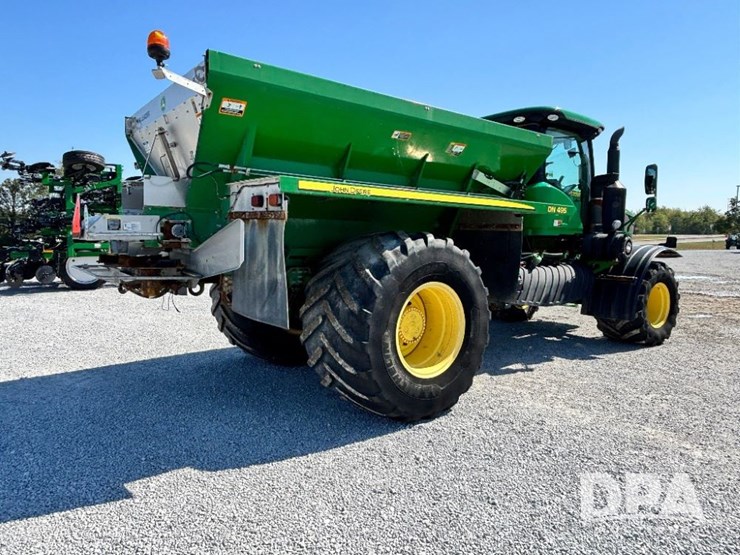 2019-john-deere-f4365-image-11