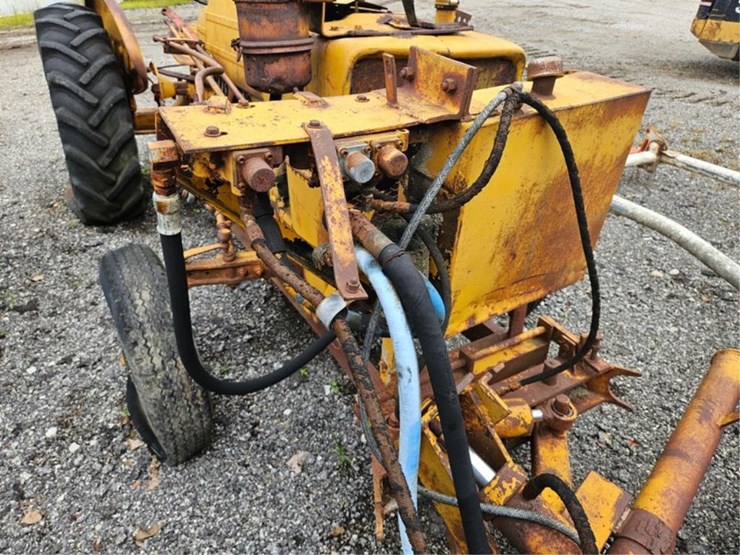 ford-2000-image-11