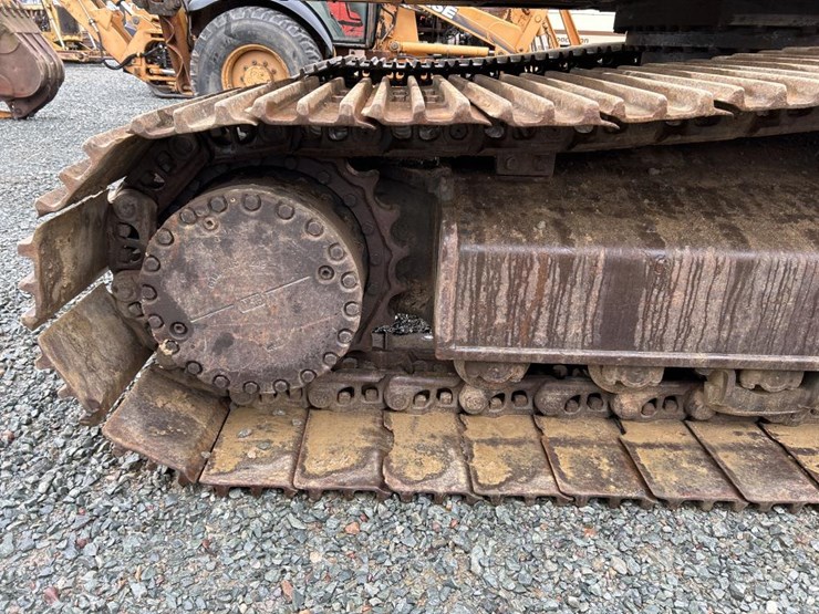 komatsu-pc270-lc-image-71