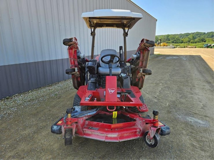 2015-toro-groundsmaster-4000d-image-18